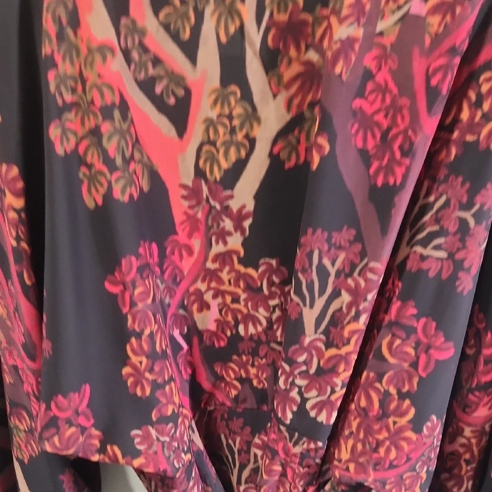 Mixed Women's Red and Black Wrap Maxi Dress, Forest Print, NWT, LIMITED Edition - Picture 5 of 5
